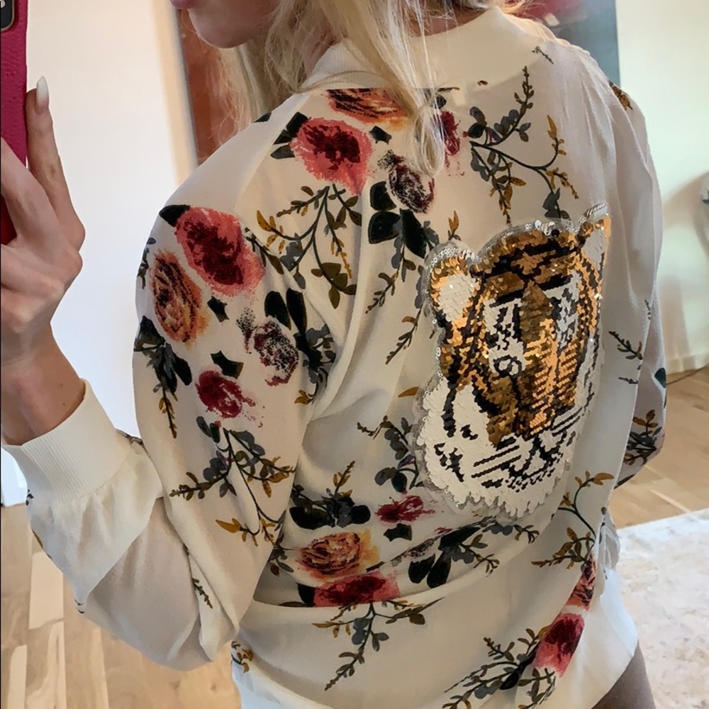 Tiger Bomber Jacket - Picture 5 of 8